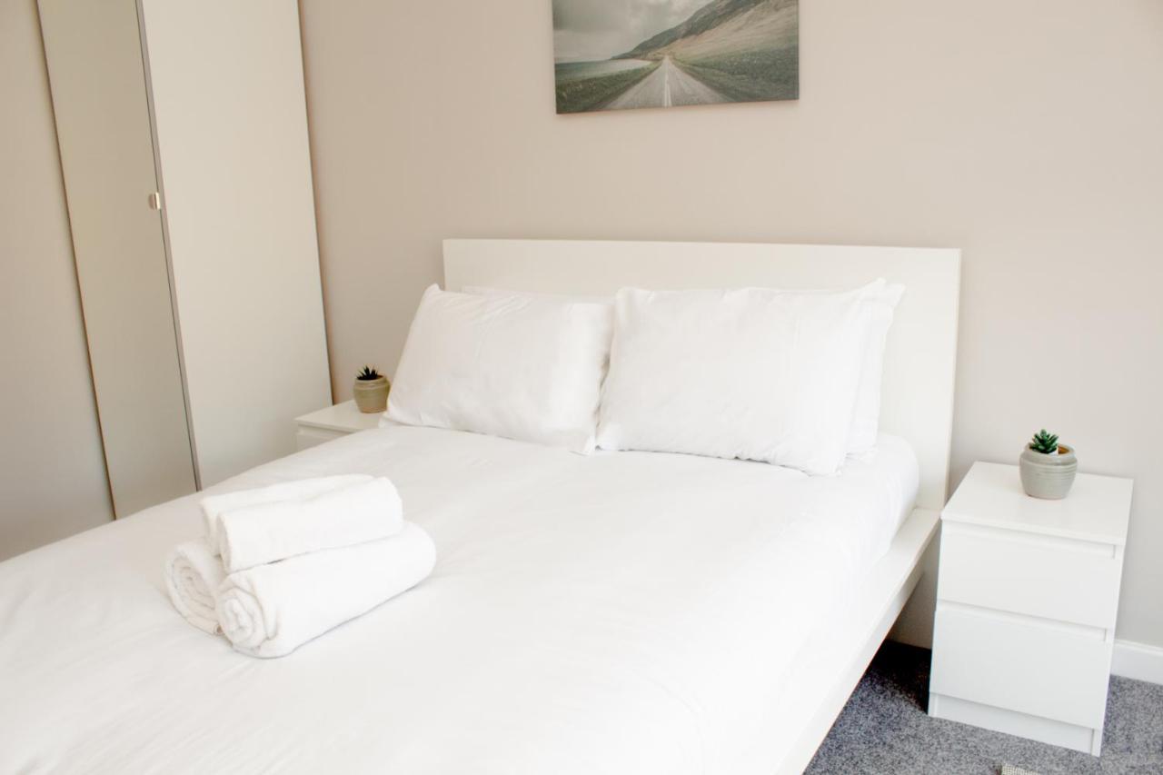 Cosy 3Bed Bungalow In West Kirby, Free Parking Frankby Zewnętrze zdjęcie